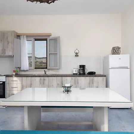 Kapeli Suites