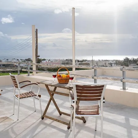 Kapeli Suites *